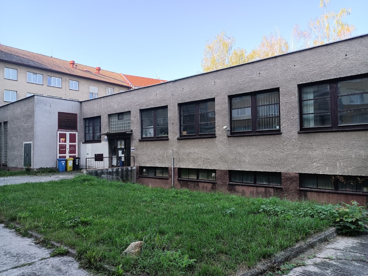 Laxus — Hradec Králové - foto 2
