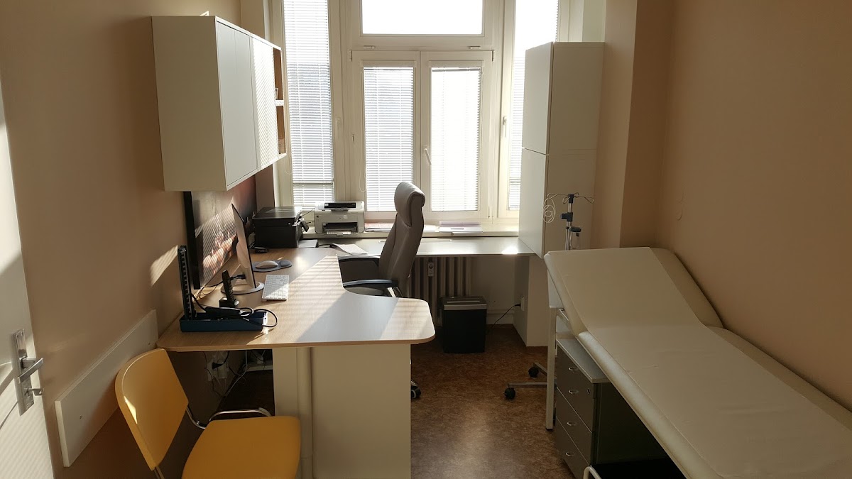 Praha 5, Ordinace praktického lékaře - foto 4