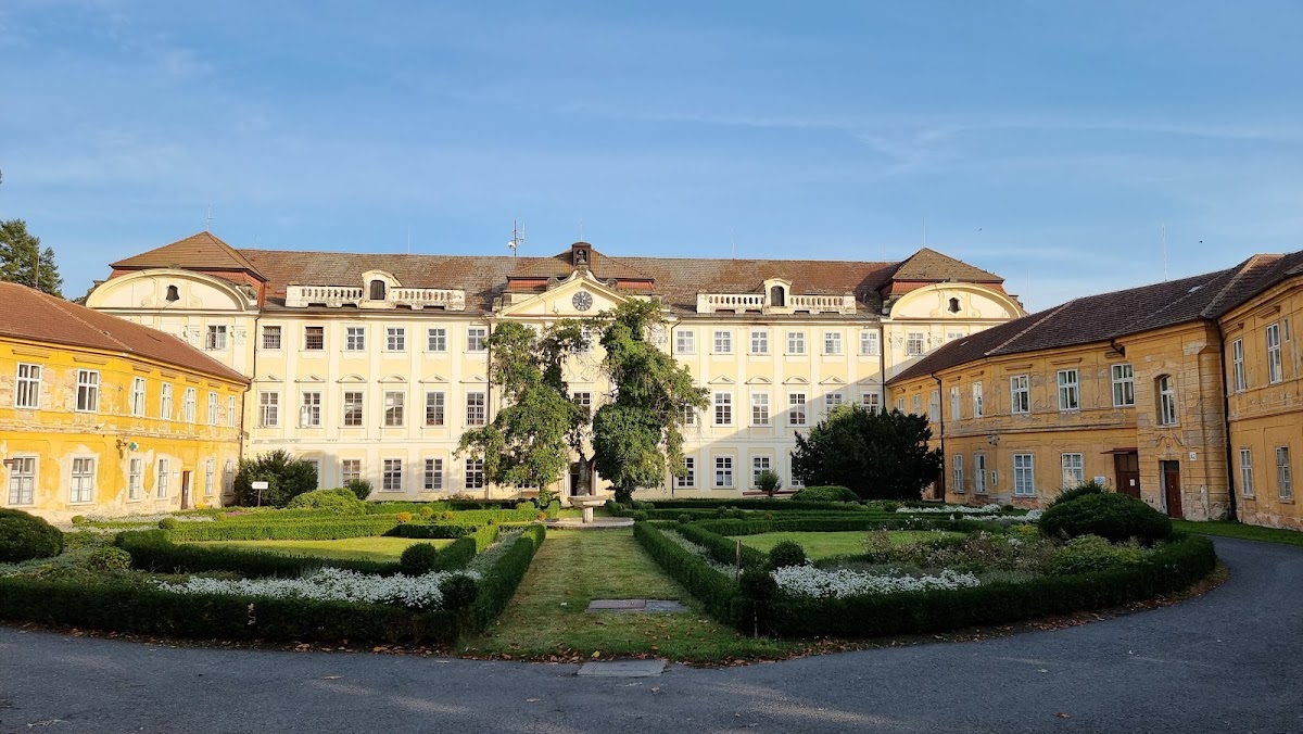 Psychiatrická nemocnice Horní Beřkovice - foto 1